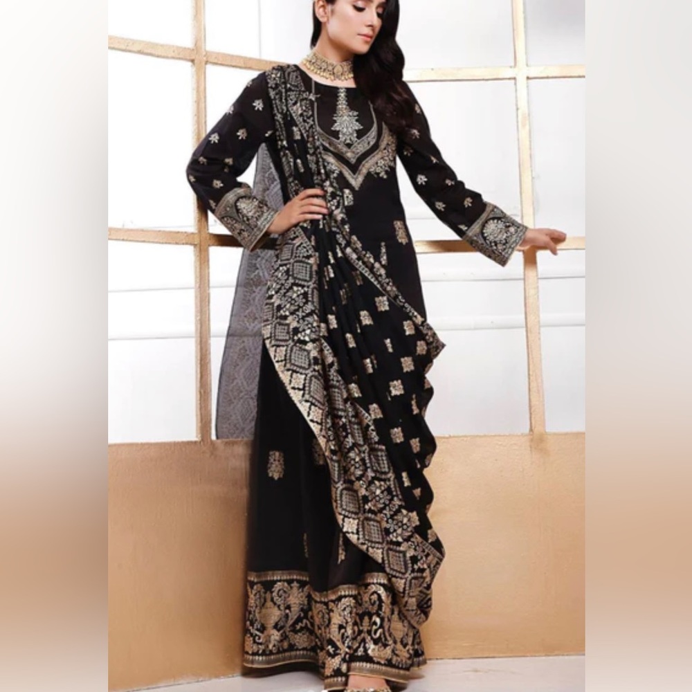 New pakistani designer dress